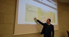 O Concello retirou dous camións de lixo e diferentes obxectos que un veciño de Ribadeo tiña acumulados ó pé da estrada en Vilar