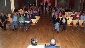 ACISA e BBVA asinan un convenio de colaboración con condicións vantaxosas para os socios do colectivo ribadense