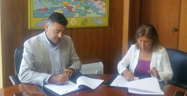 Sesenta e cinco participantes de Galicia, Asturias, Zamora e Salamanca asisten en Ribadeo ao v fórum de innovación e formación, que organiza apaga (asociación de profesores de automoción de galicia) e que se desenvolve ata o venres