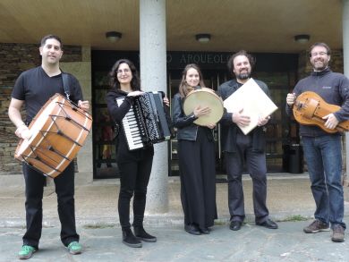 Xa está dispoñible en formato dixital o libro das festas de Burela deste 2017