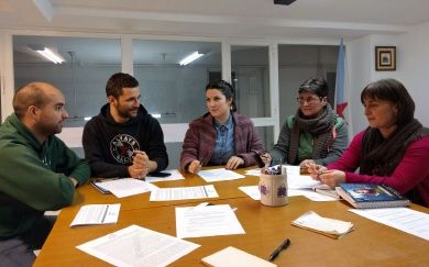 Suárez Barcia particiou en Santiago nunha xornada de traballo da Fegamp na que se falou de incendios forestais. A súa intervención centrouse na aplicación da lei de montes, que está tentando levar a cabo o Concello, e na limpeza de árbores que arden nas franxas de protección