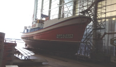 A xunta reforza a capacidade dos servizos de emerxencia do Concello de Barreiros coa entrega dun desfibrilador