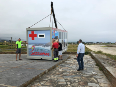 O obradoiro de xardinería do Concello burelés remata o 28 de xuño. Este martes o Alcalde visitou xunto ao alumnado e profesorado algúns dos traballos realizados