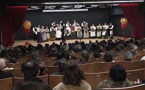 Os populares de Burela acusan ao alcalde de “ser incapaz de acelerar os trámites da xestión diaria do Concello”