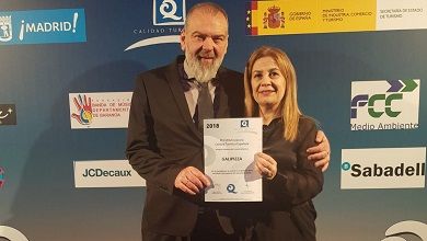 O alcalde barreirense, Alfonso Fuente Parga, segue en Fitur en Madrid promocionando a riqueza turística do municipio