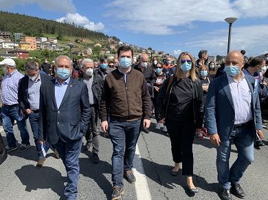 Pontón insiste en darlle futuro a Alcoa