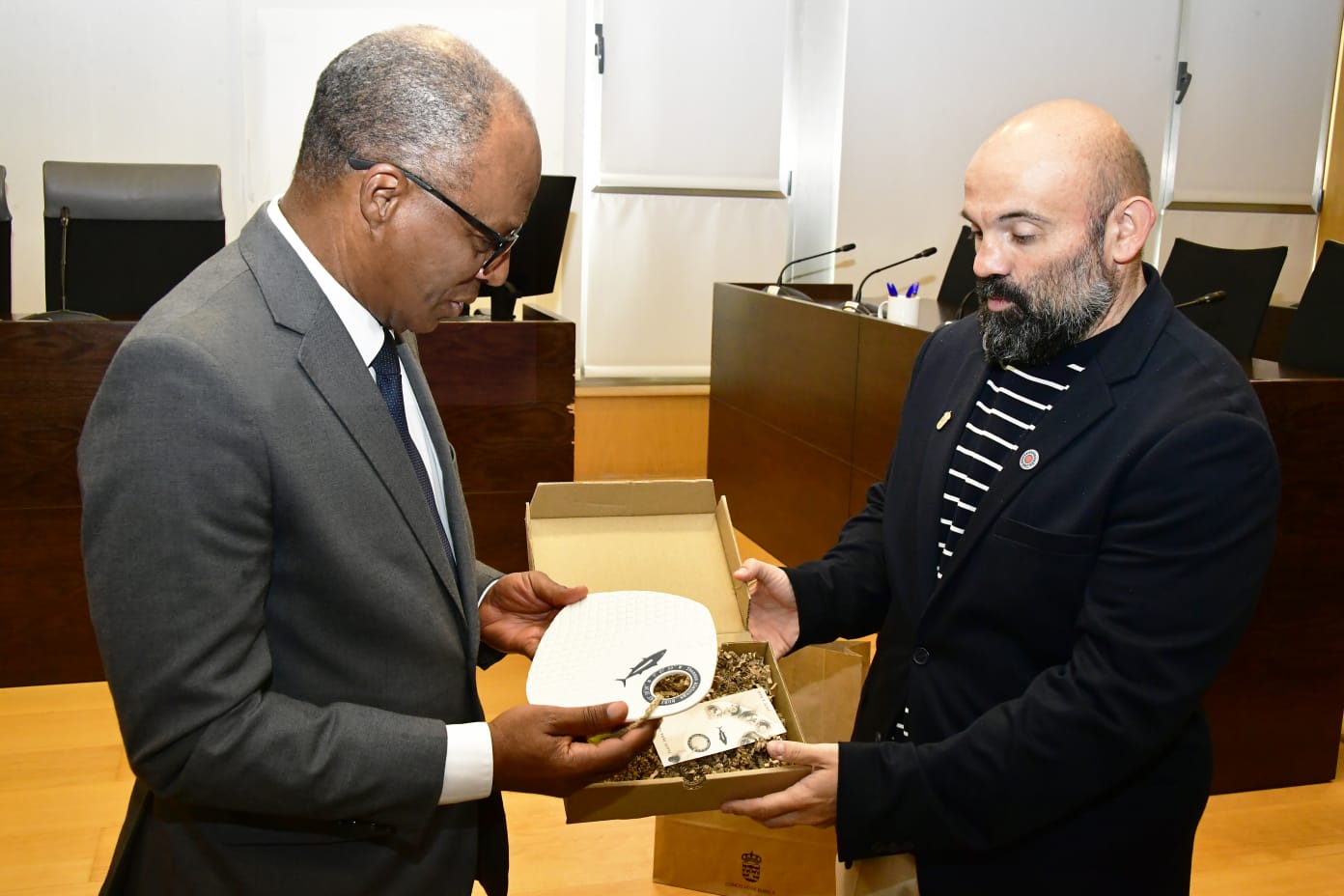 O BNG de Burela celebra o pase de Cabo Verde para o Mundial de fútbol