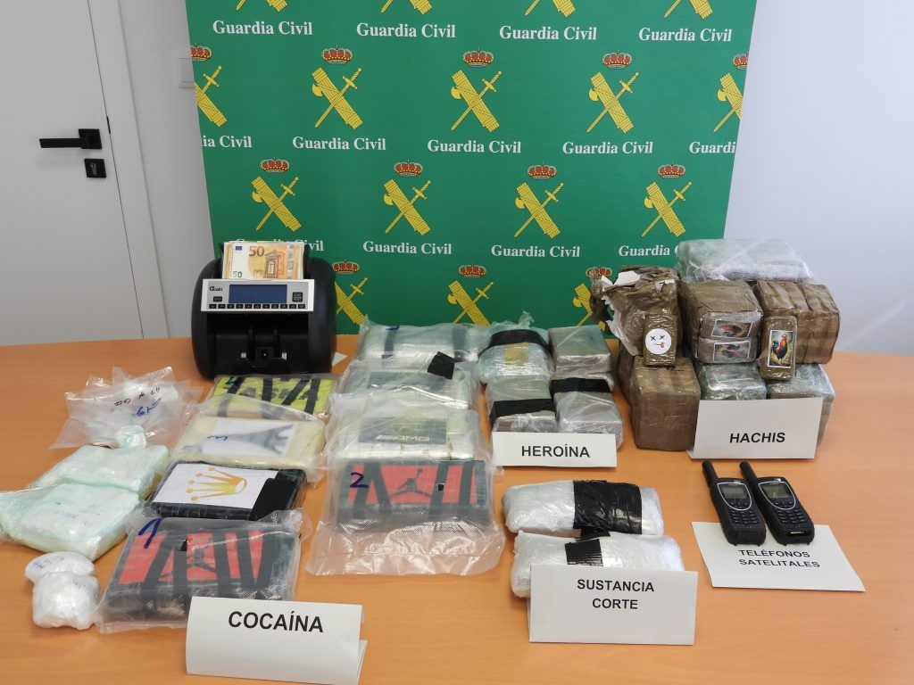 Detido en Ribadeo un veciño de Vilanova de Arousa como suposto autor dun delito de tráfico de drogas