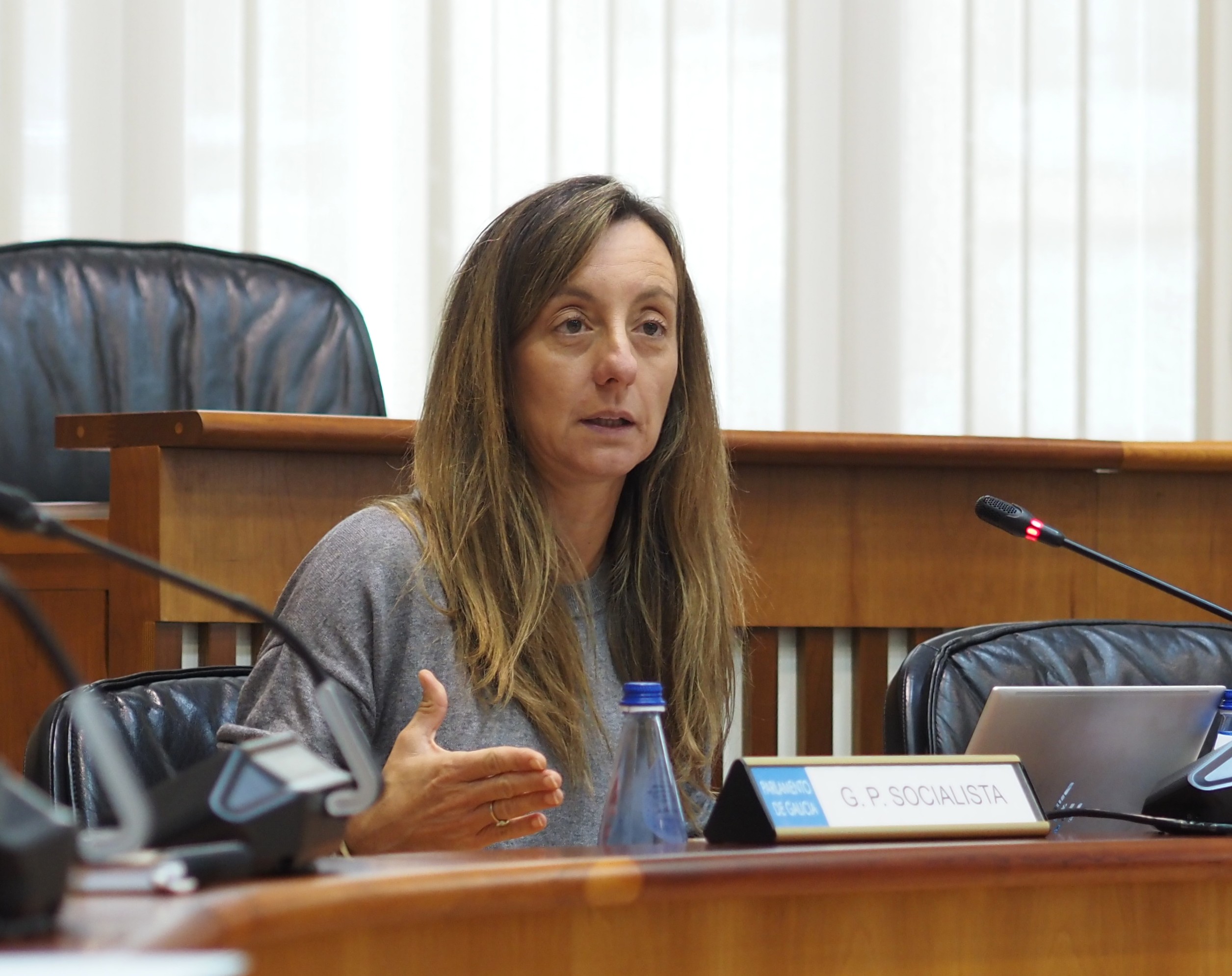 O Parlamento aproba unha proposta do PSdeG para reclamarlle á Xunta un novo decreto que regule a pesca marítima profesional de Galicia