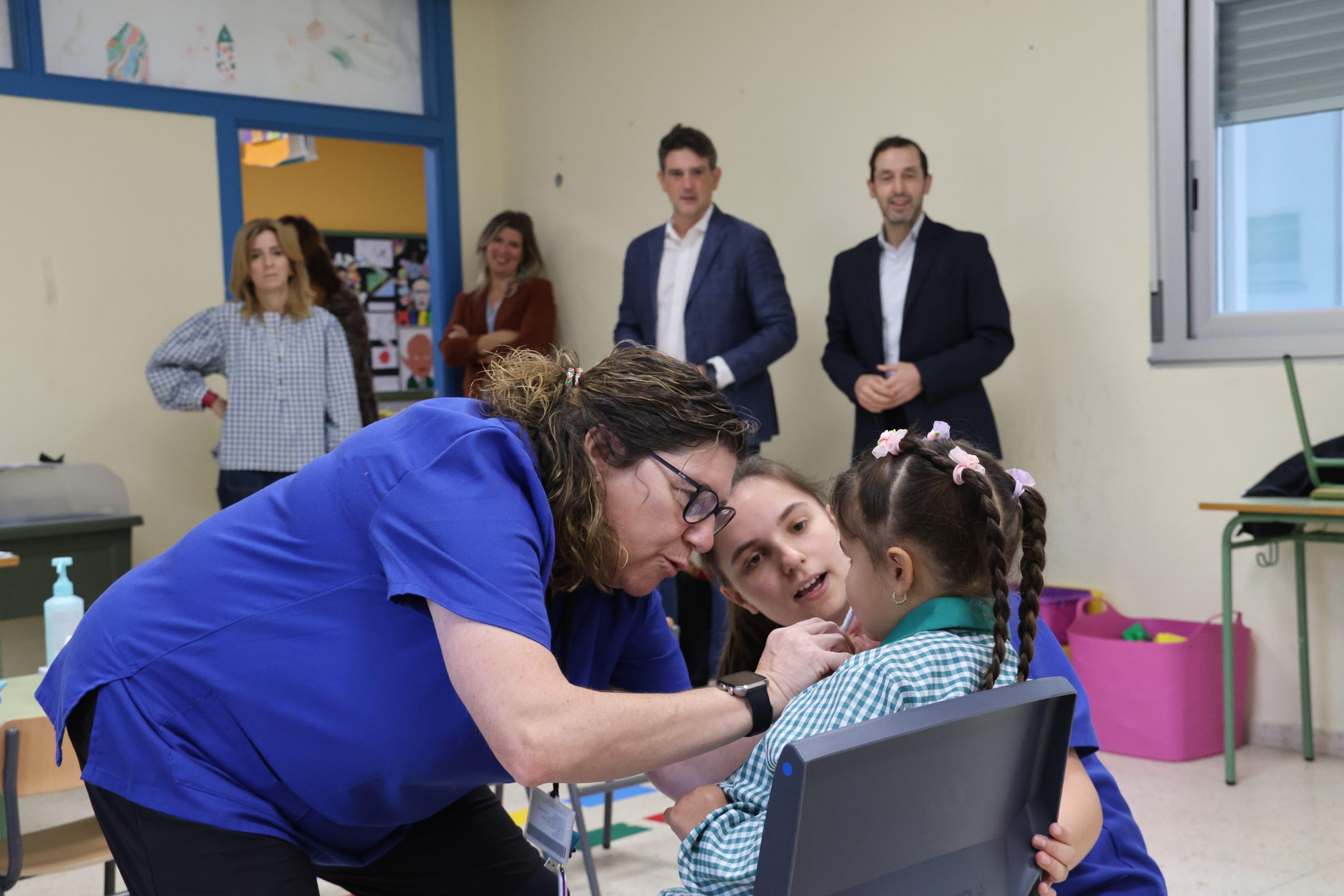 Iniciadas as obras de ampliación e mellora da zona verde no complexo deportivo municipal de Trabada