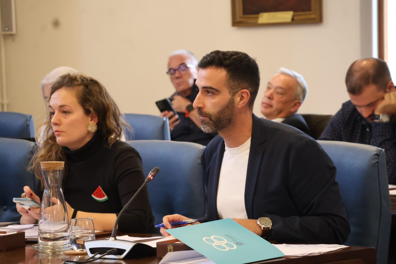 Con motivo da celebración do Día de Defuntos, establecerase un cambio temporal no sentido do tráfico na estrada das Nogueiras de Viveiro para facilitar o acceso ao cemiterio municipal e mellorar a seguridade viaria