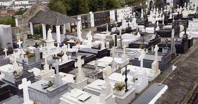 Con motivo da celebración do Día de Defuntos, establecerase un cambio temporal no sentido do tráfico na estrada das Nogueiras de Viveiro para facilitar o acceso ao cemiterio municipal e mellorar a seguridade viaria