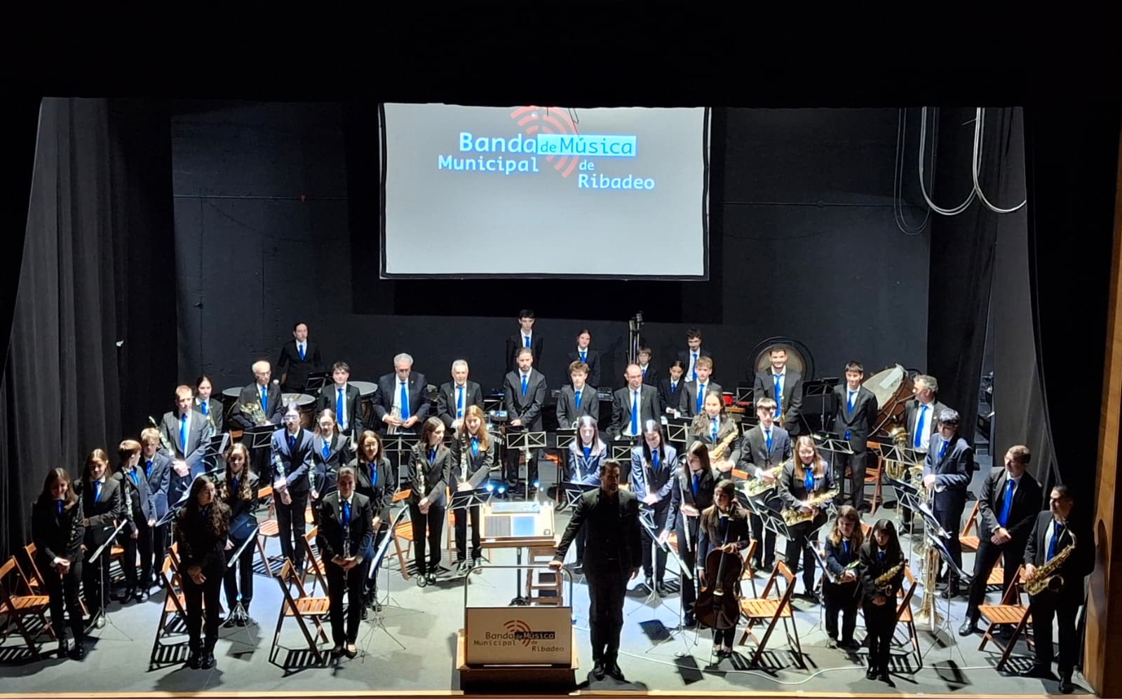 O Centro Cívico de Xove acolleu o cuarto sorteo da campaña De compras polo comercio da Mariña Lucense, organizado pola FCAM