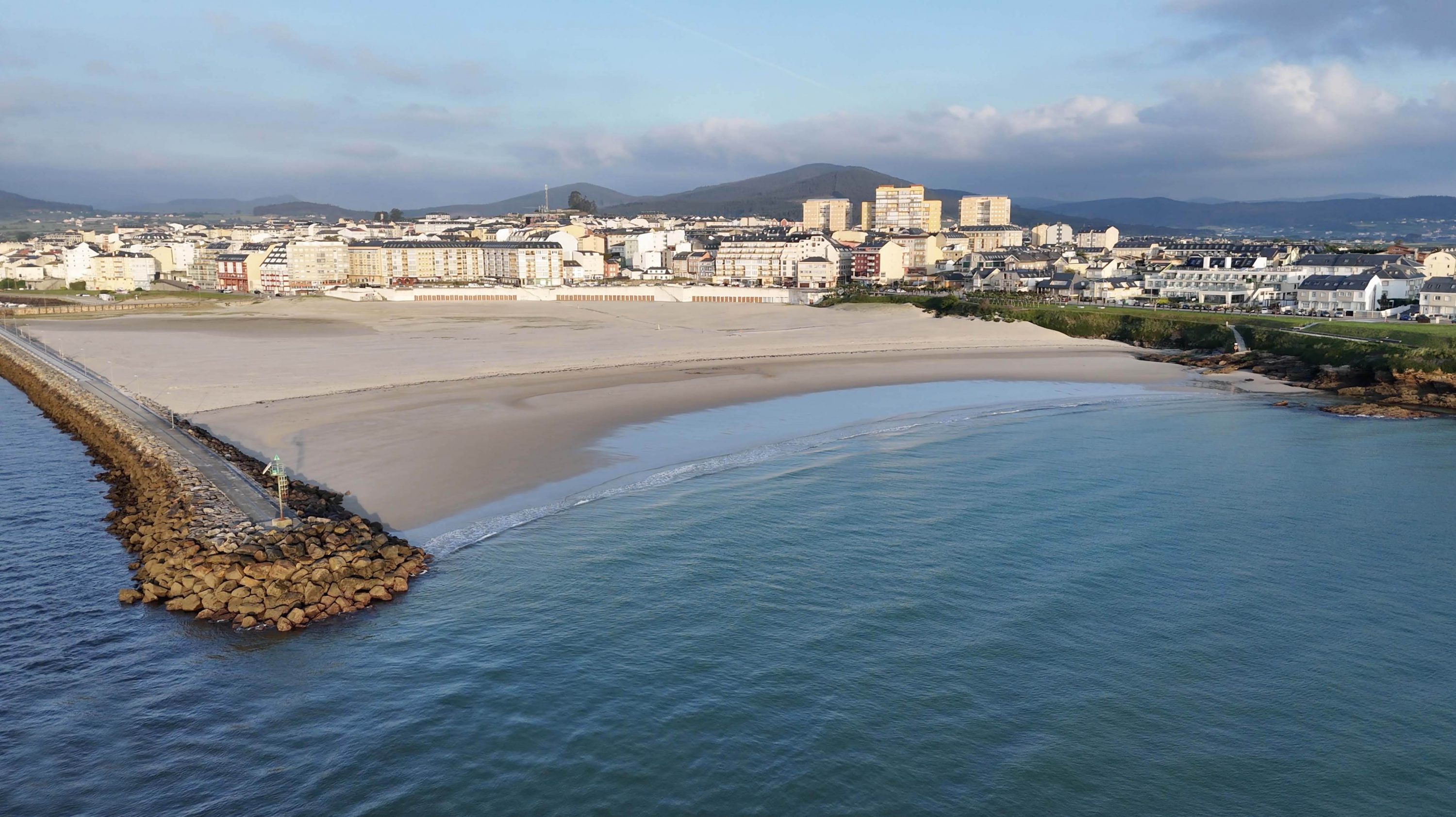 O goberno de Foz acada un acordo “de altura que garante a estabilidade, investimentos e o futuro do municipio”