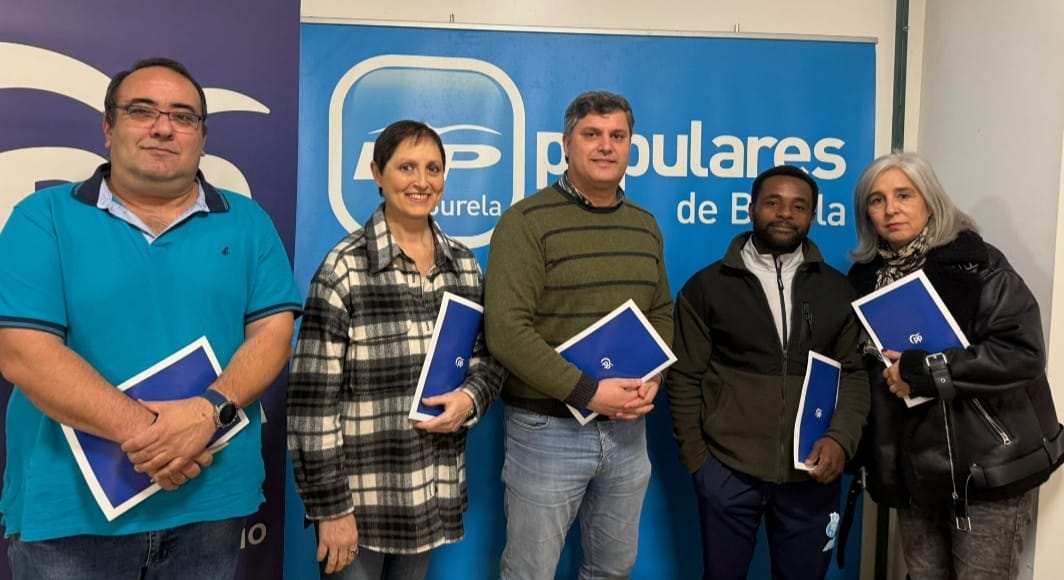 Representantes da sociedade civil e empresarial estudan un manifesto conxunto