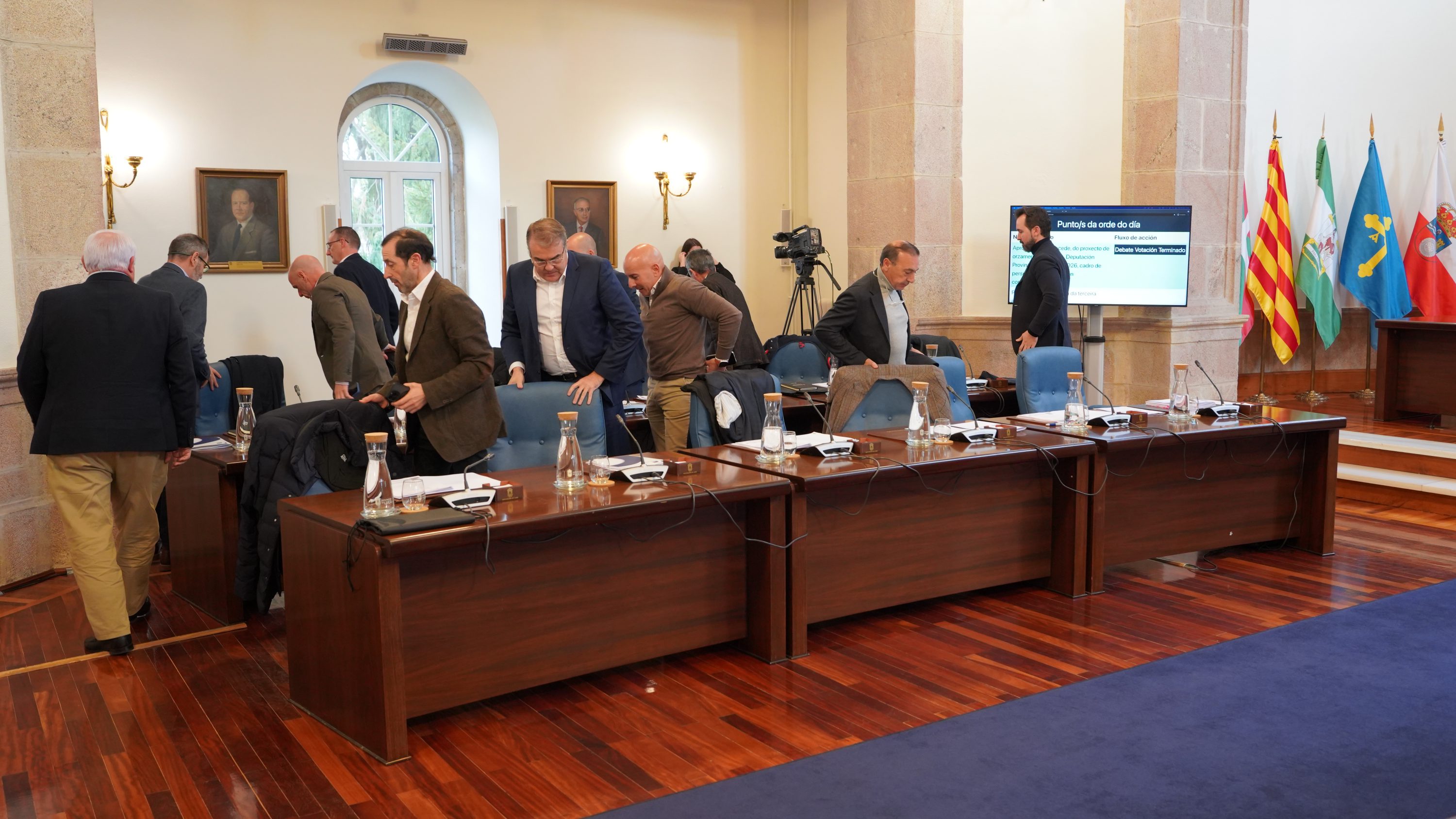 O PP abandona o pleno da Deputación desconforme cos orzamentos