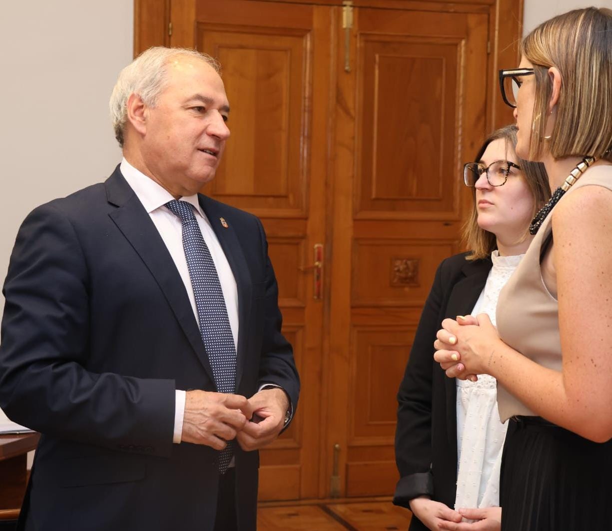 Rematada a rehabilitación da antiga escola de Valboa, Trabada, que se destinará a vivenda de alugueiro social