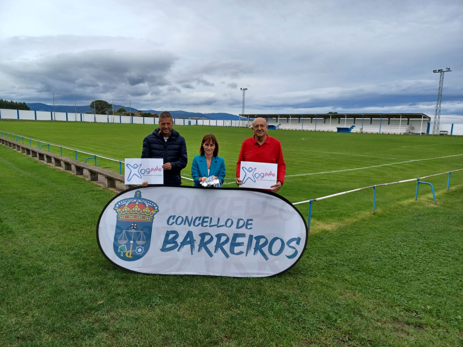 O delegado territorial da Xunta, Javier Arias, participou este mércores nas Xornadas Micolóxicas do IES de Foz