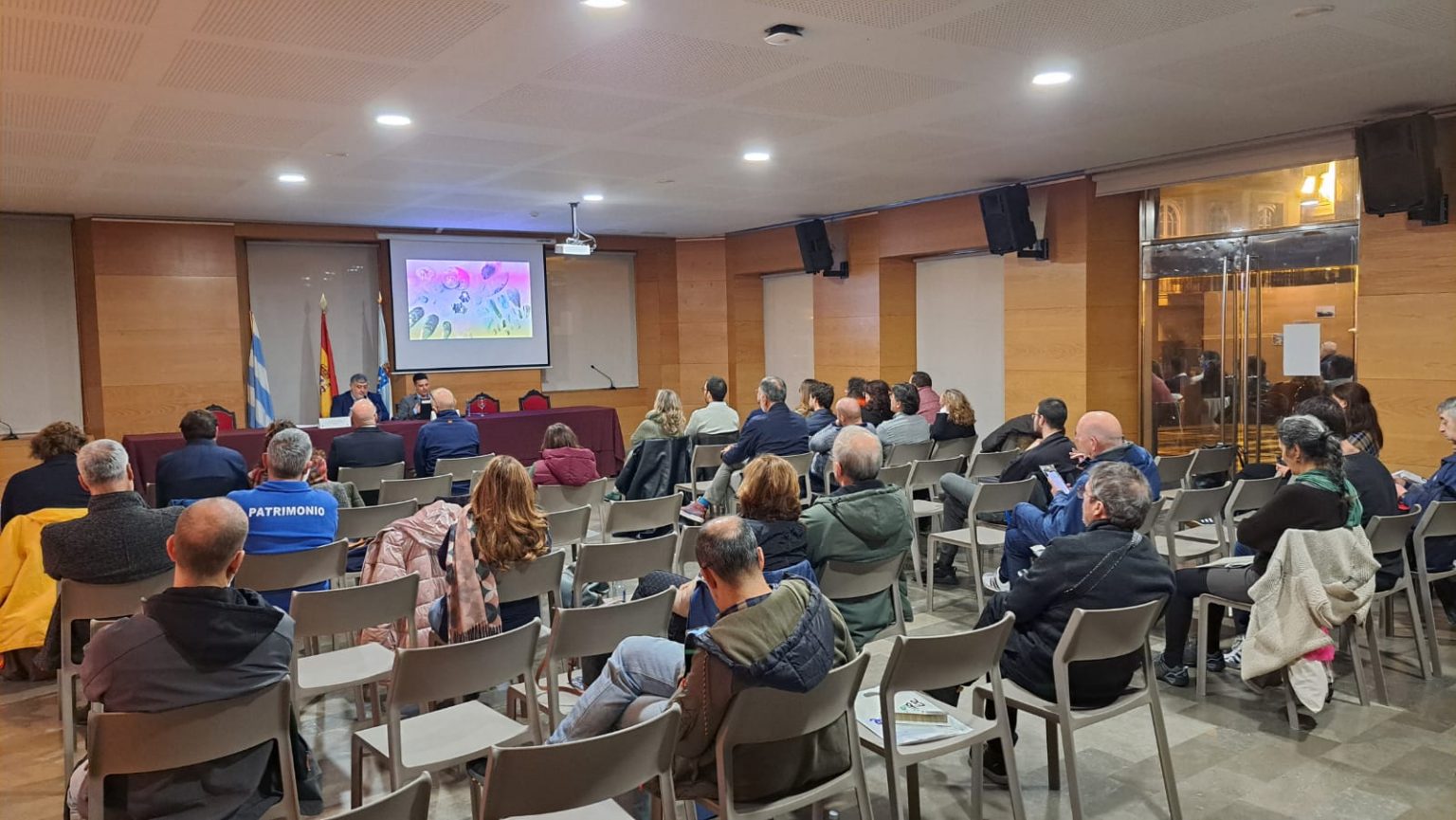 Olimpia López destaca o compromiso do Goberno contra a violencia machista e pon en valor o traballo de FADEMUR para avanzar na protección das mulleres do rural que sofren estas violencias