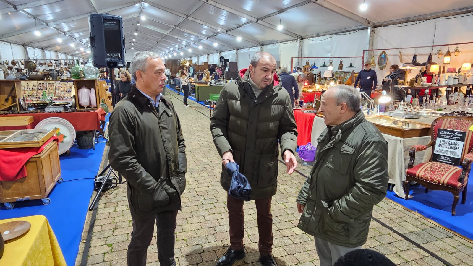 Este venres comezou a Feira de Antigüidades e Artesanía da Pontenova