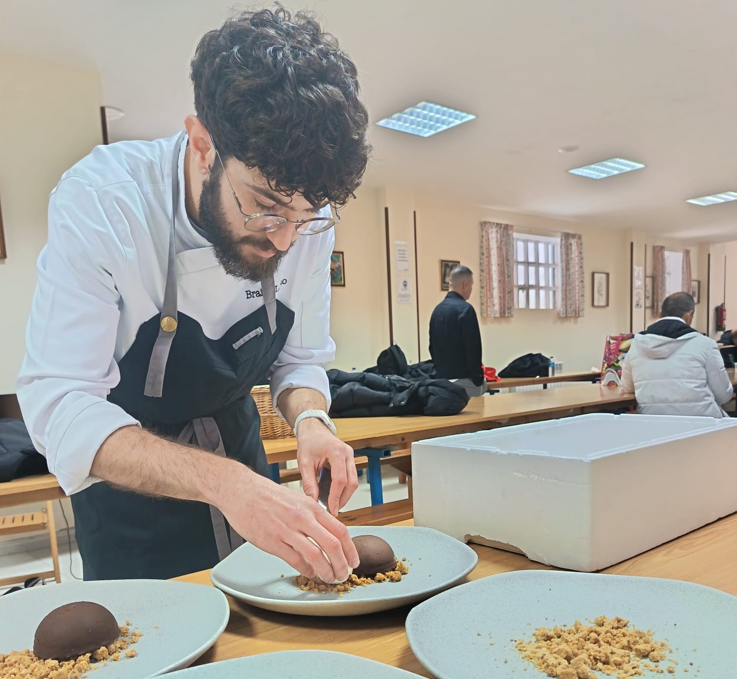 Comezou un ciclo de charlas sobre educación e benestar infantil en Viveiro