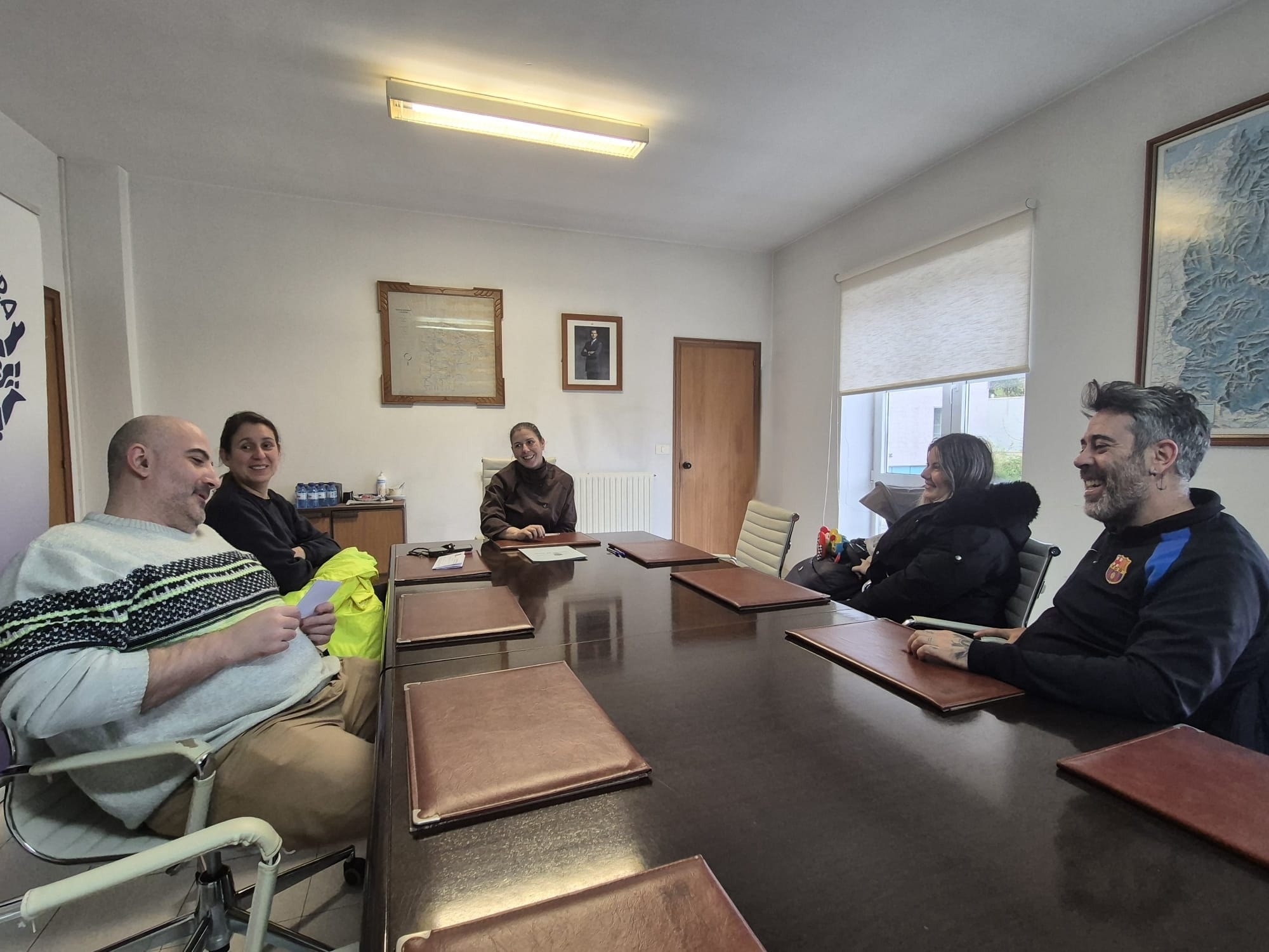 O concello de Cervo fixo efectiva a entrega das axudas para libros e material escolar de educación infantil