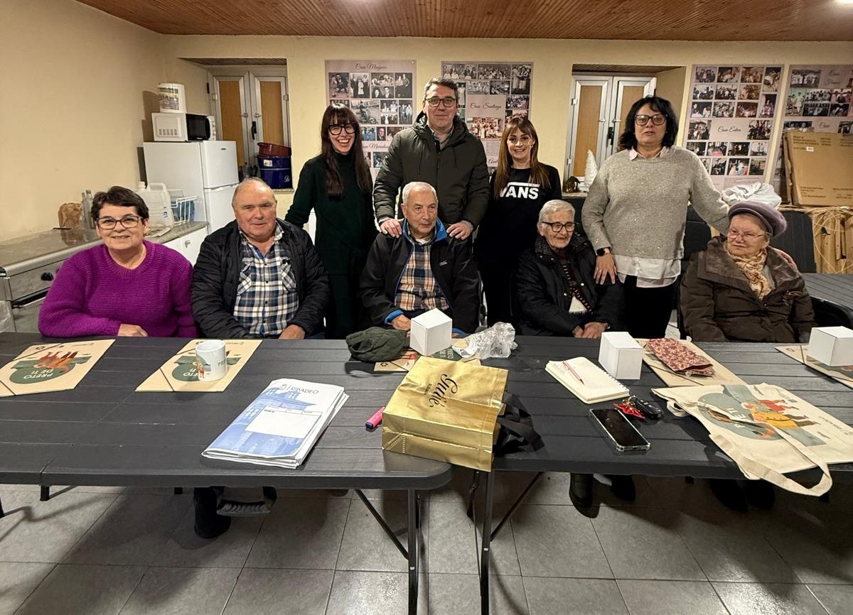 Viveiro mobilízase de novo para esixir sanidade pública con persoal completo no Centro de Saúde