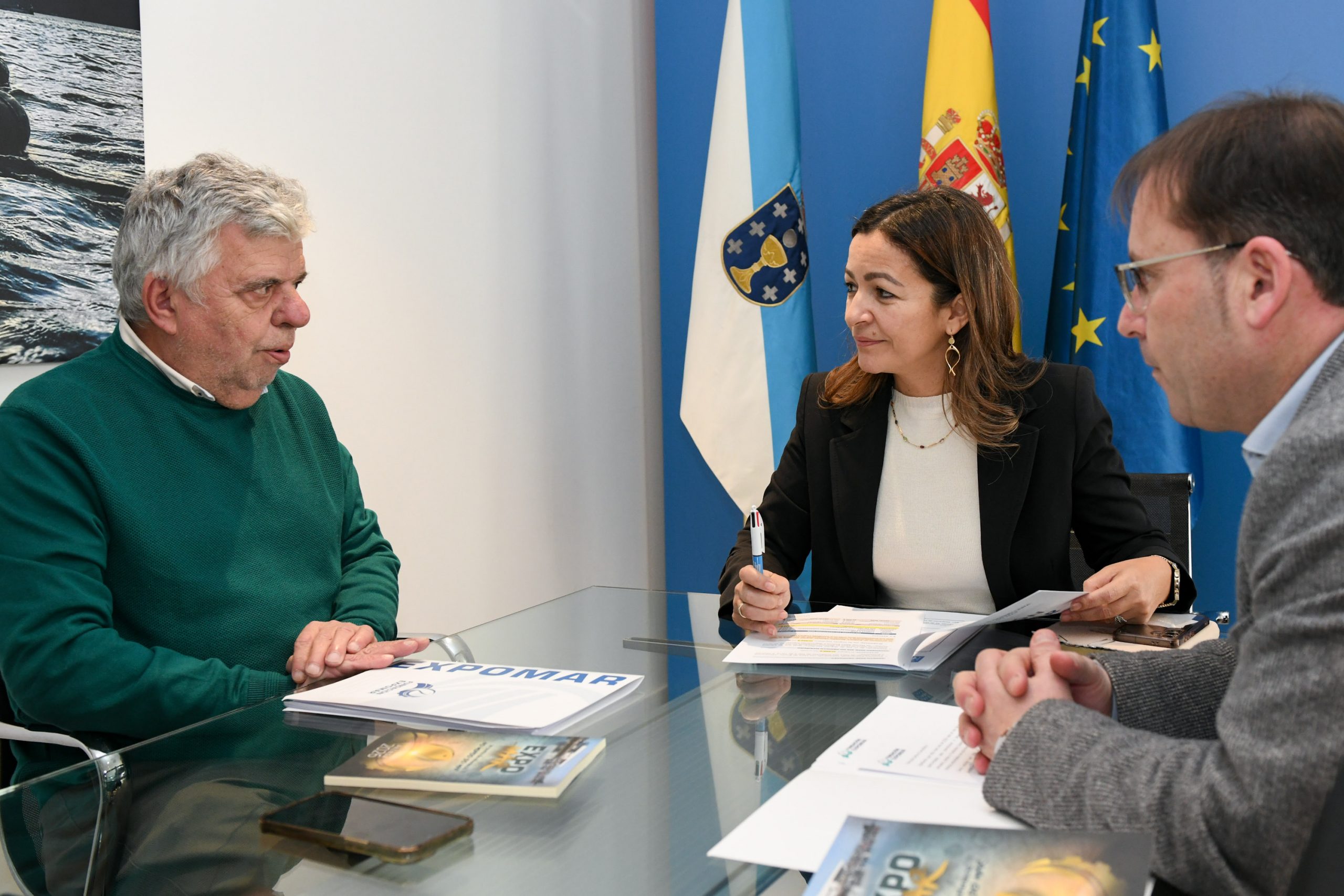 A Deputación aproba a resolución dos contratos de construción das residencias da Pontenova e Guitiriz