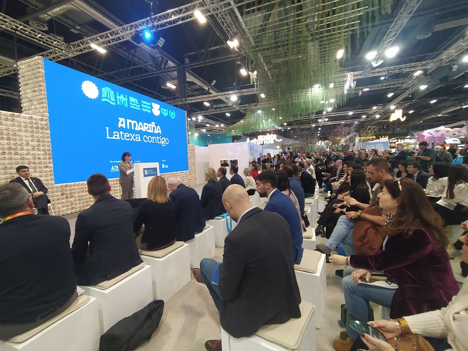 Arias traslada a gandeiros e agricultores o apoio da Xunta, que esixirá que o acordo entre a UE e Mercosur “non prexudique ao sector primario galego”