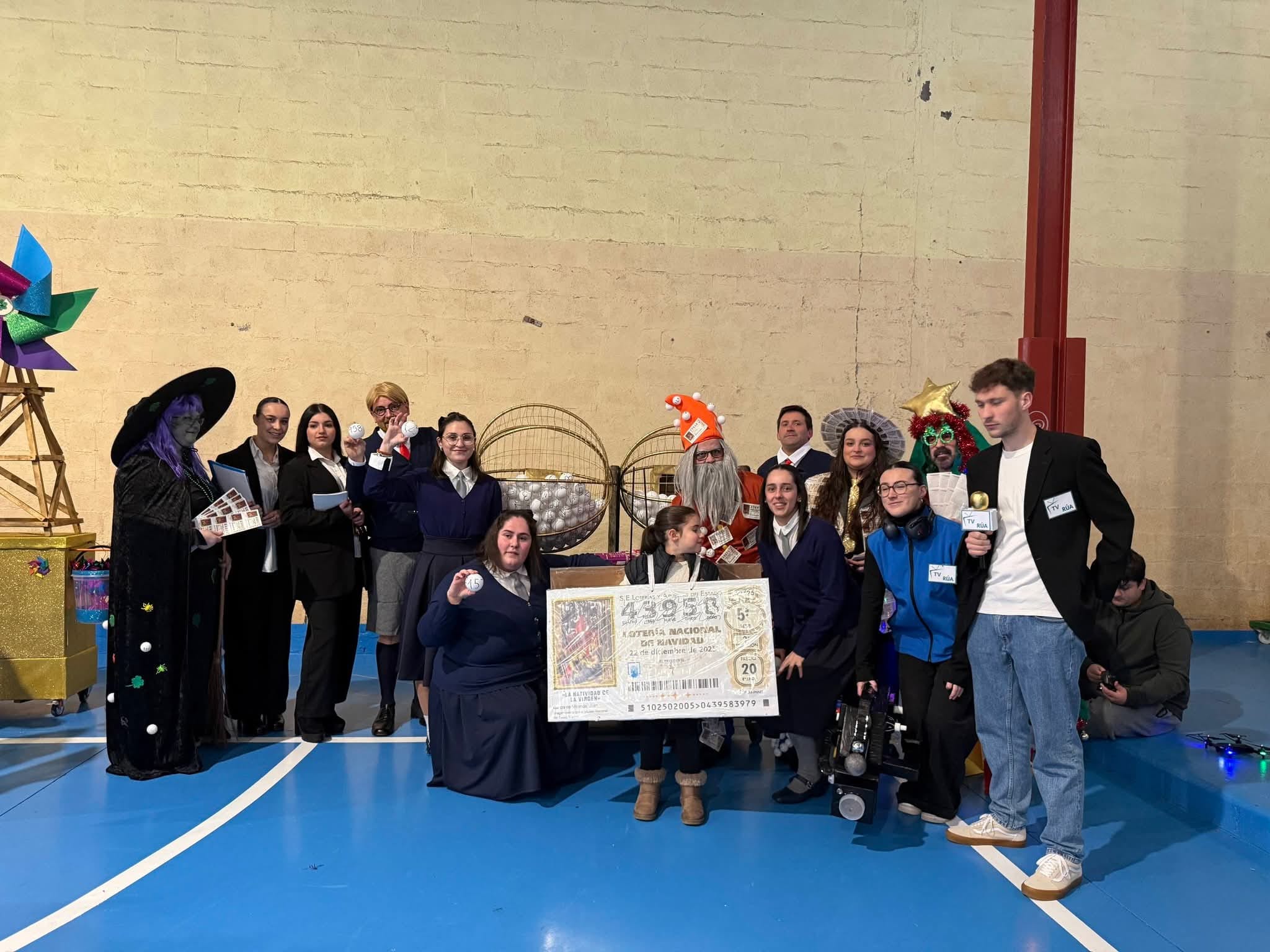 Premios do Entroido de Cervo organizado da man de Airiños do Xunco