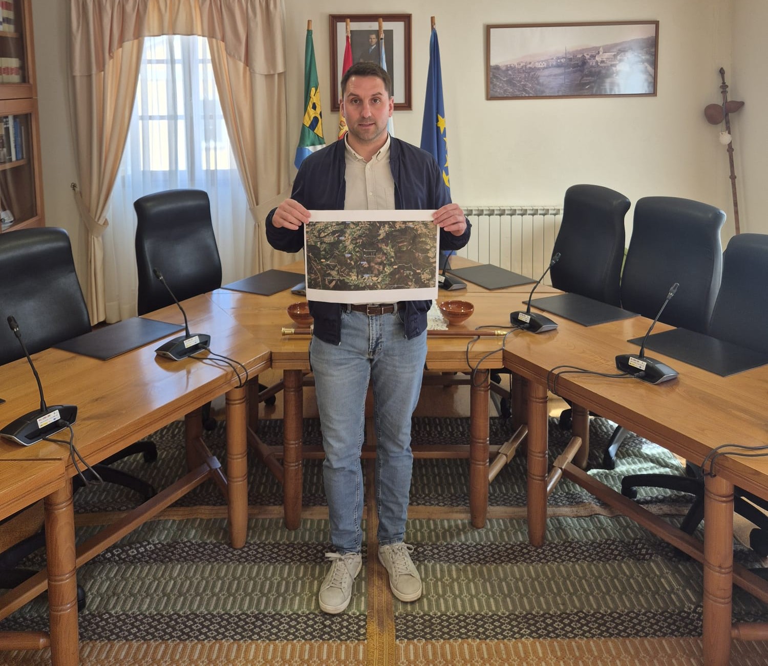 A veciñanza de Trabada xa pode comprobar en liña se é beneficiaria dos descontos da luz polo parque eólico Mondigo