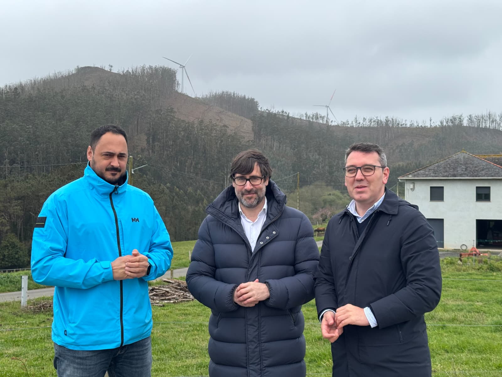 Recursos de Galicia ofrecerá en Ribadeo información sobre os descontos na factura da luz do parque eólico Mondigo