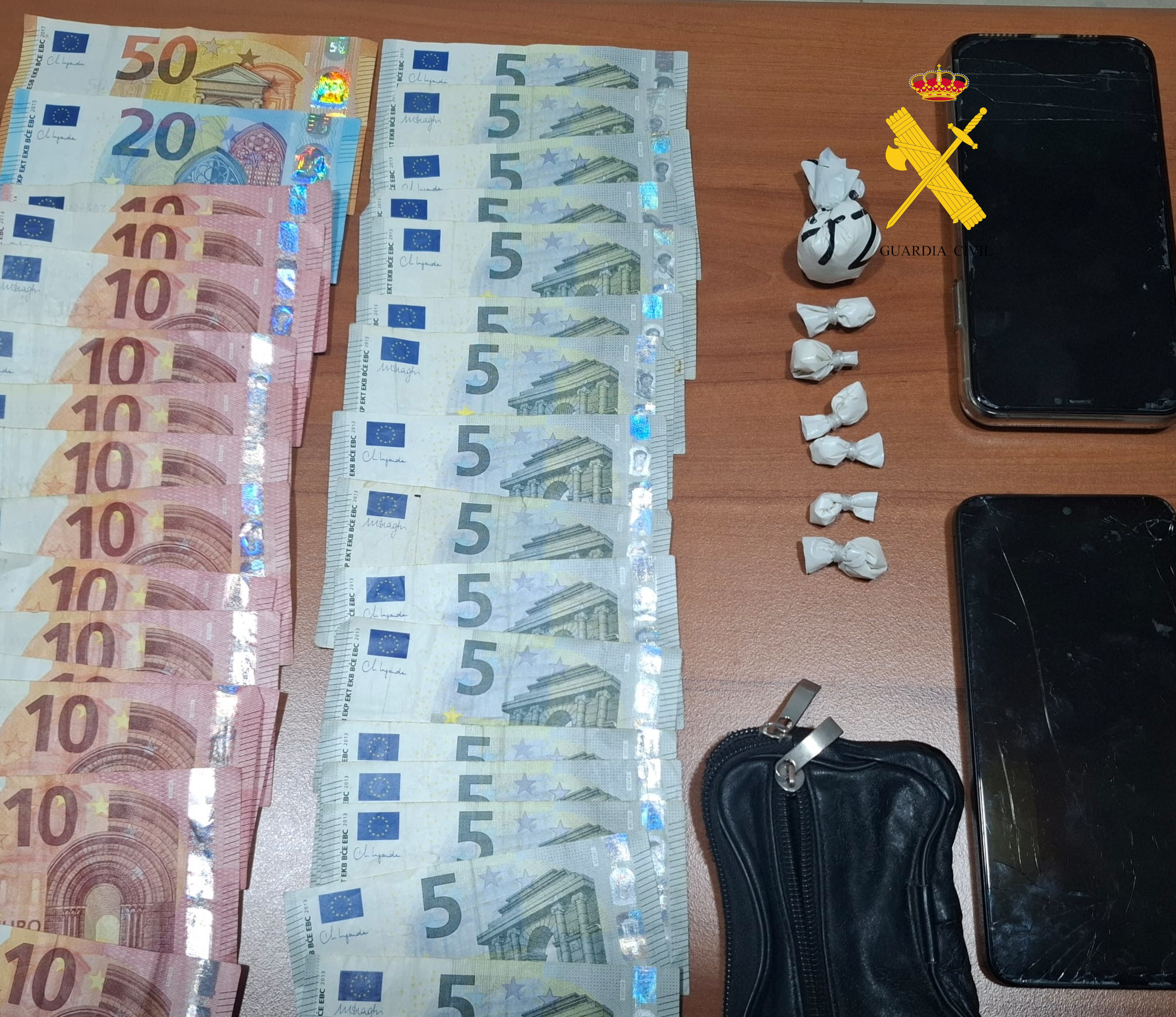 Detidas dúas persoas en Burela por un delito de tráfico de drogas