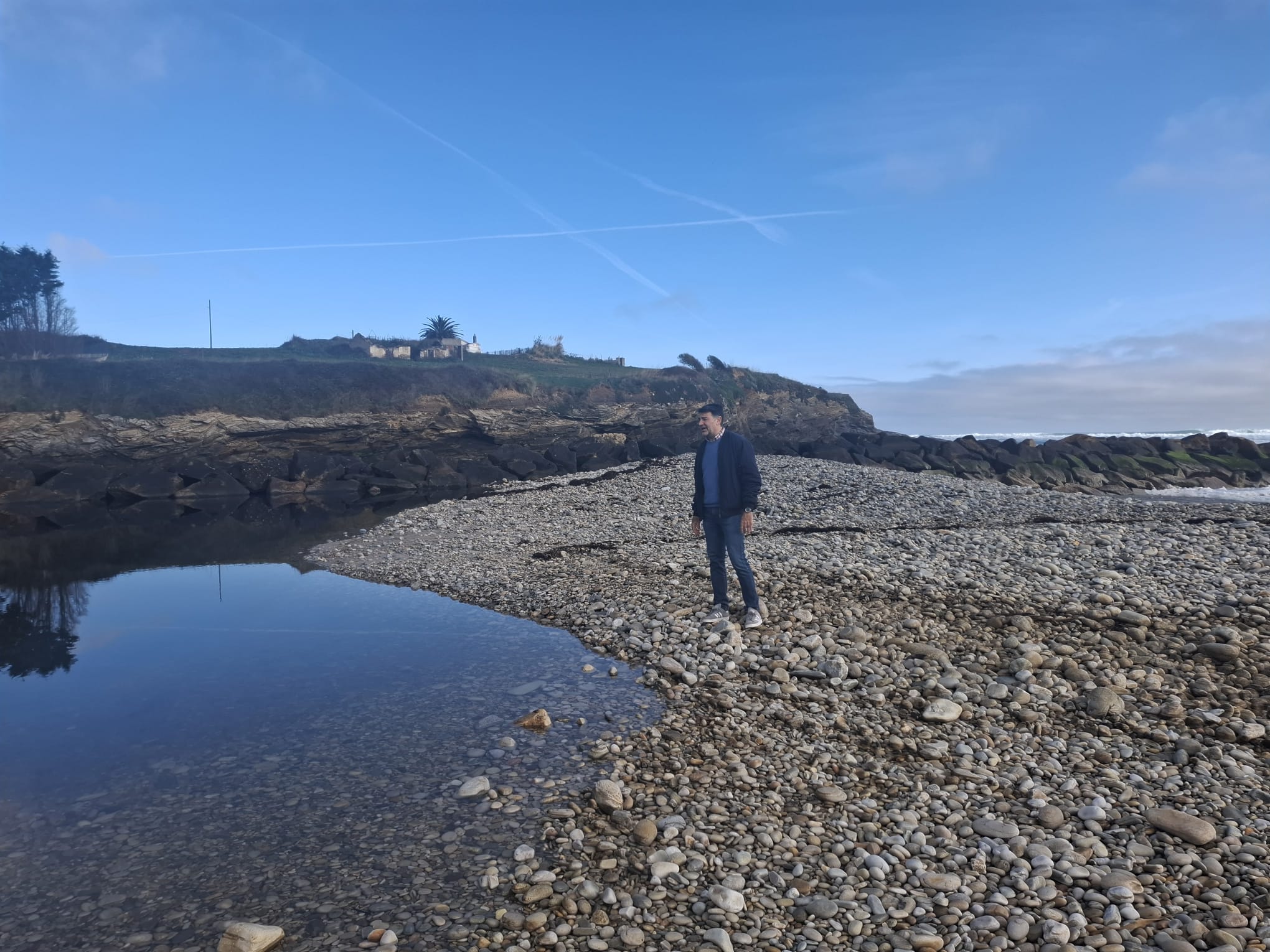 O PP de Foz denuncia o colapso da desembocadura do río Ouro na Pampillosa e reclama unha actuación urxente