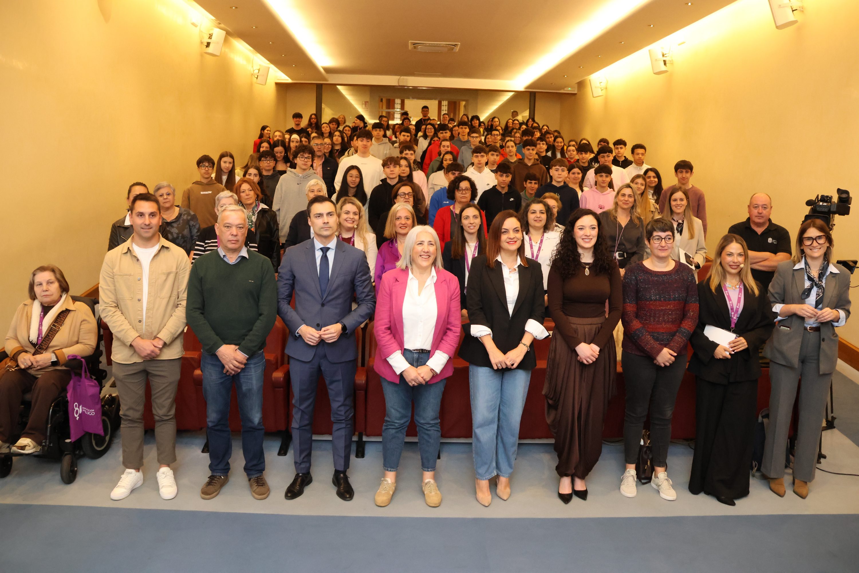 Carmela López reivindica o liderado das mulleres nas Xornadas Feministas=Igualdade da Deputación