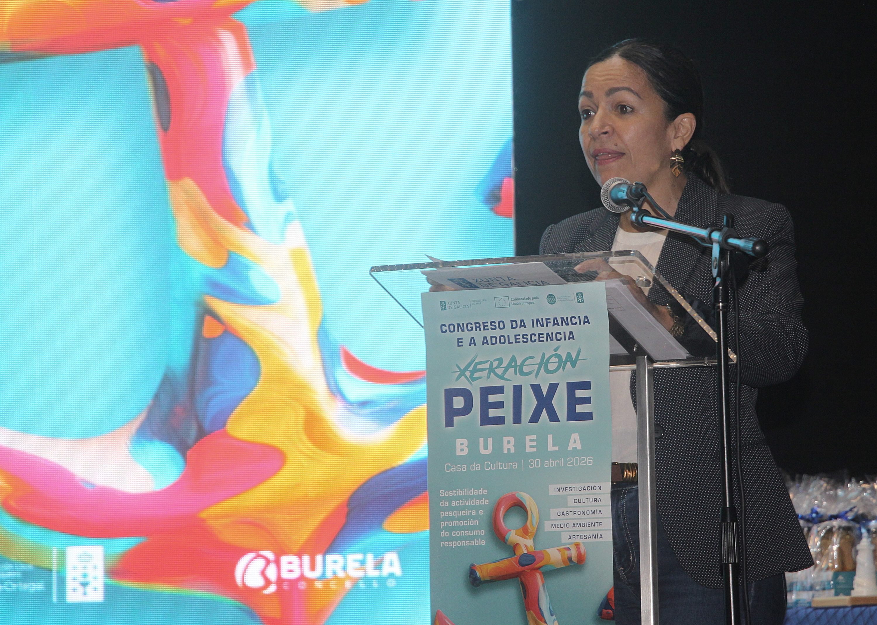 A conselleira do Mar destaca en Burela a importancia de promover hábitos saudables e o consumo de peixe entre a mocidade