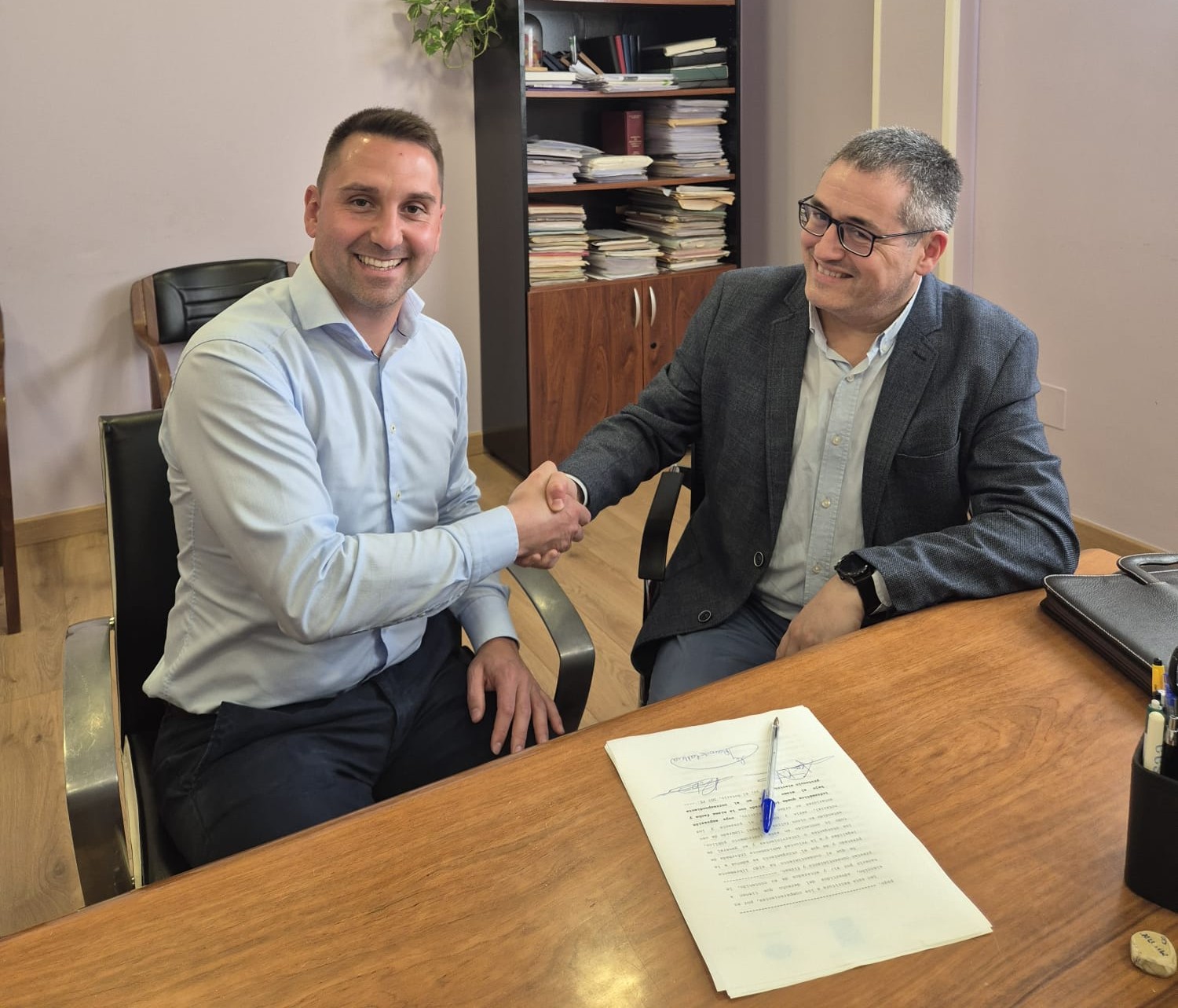 Trabada recupera a antiga escola de Villafernando para uso social