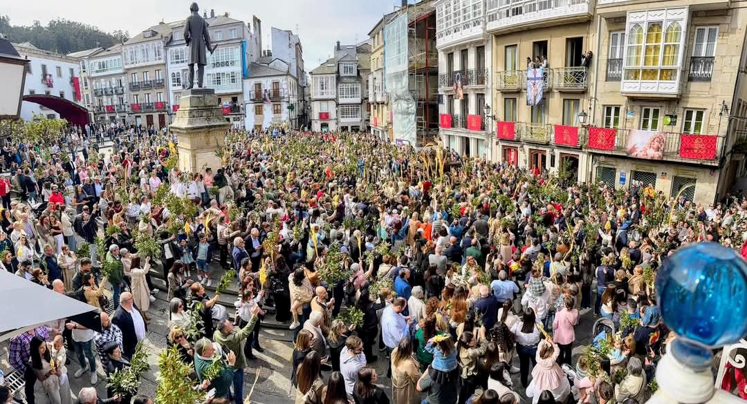 O Grupo Socialista propón conceder a Medalla de Ouro do Concello á Semana Santa de Viveiro