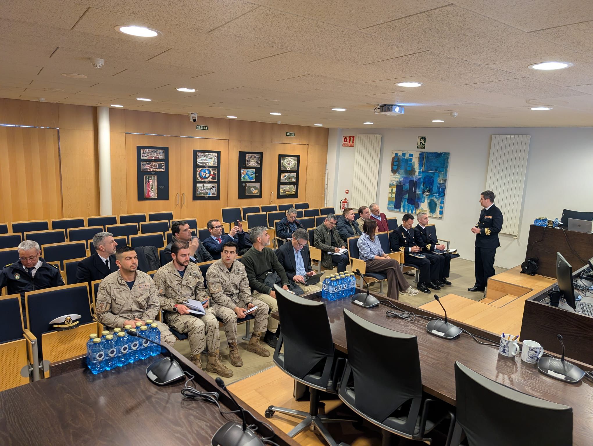 O CIFP Porta da Auga de Ribadeo acolle unha nova edición da xornada de reparación organizada por amarinha.gal