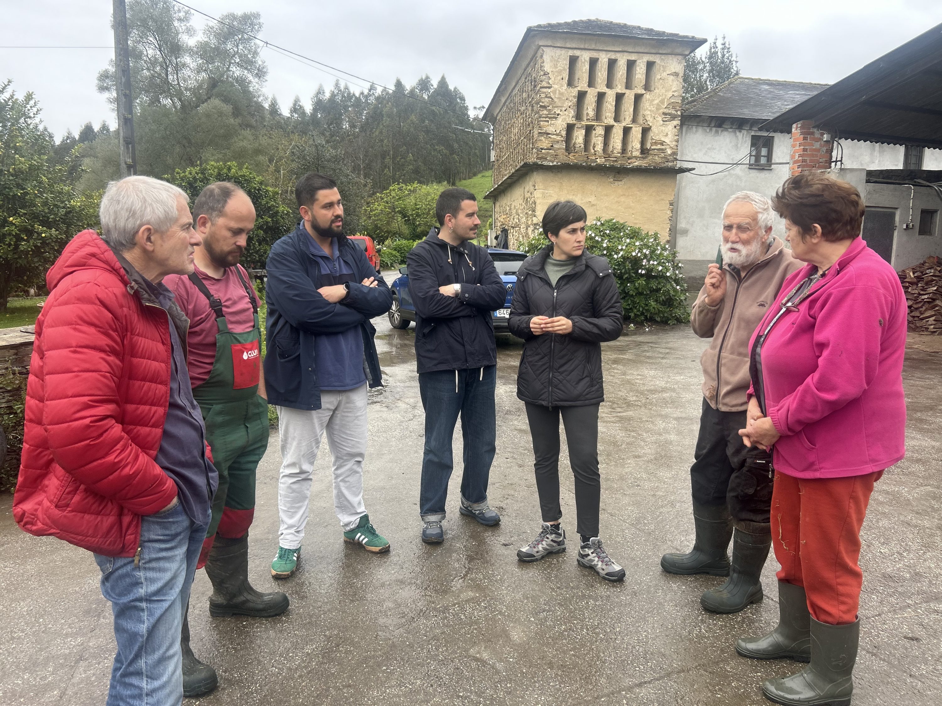 A alcaldesa de Alfoz reúnese coa presidenta da Deputación para avanzar en melloras no municipio