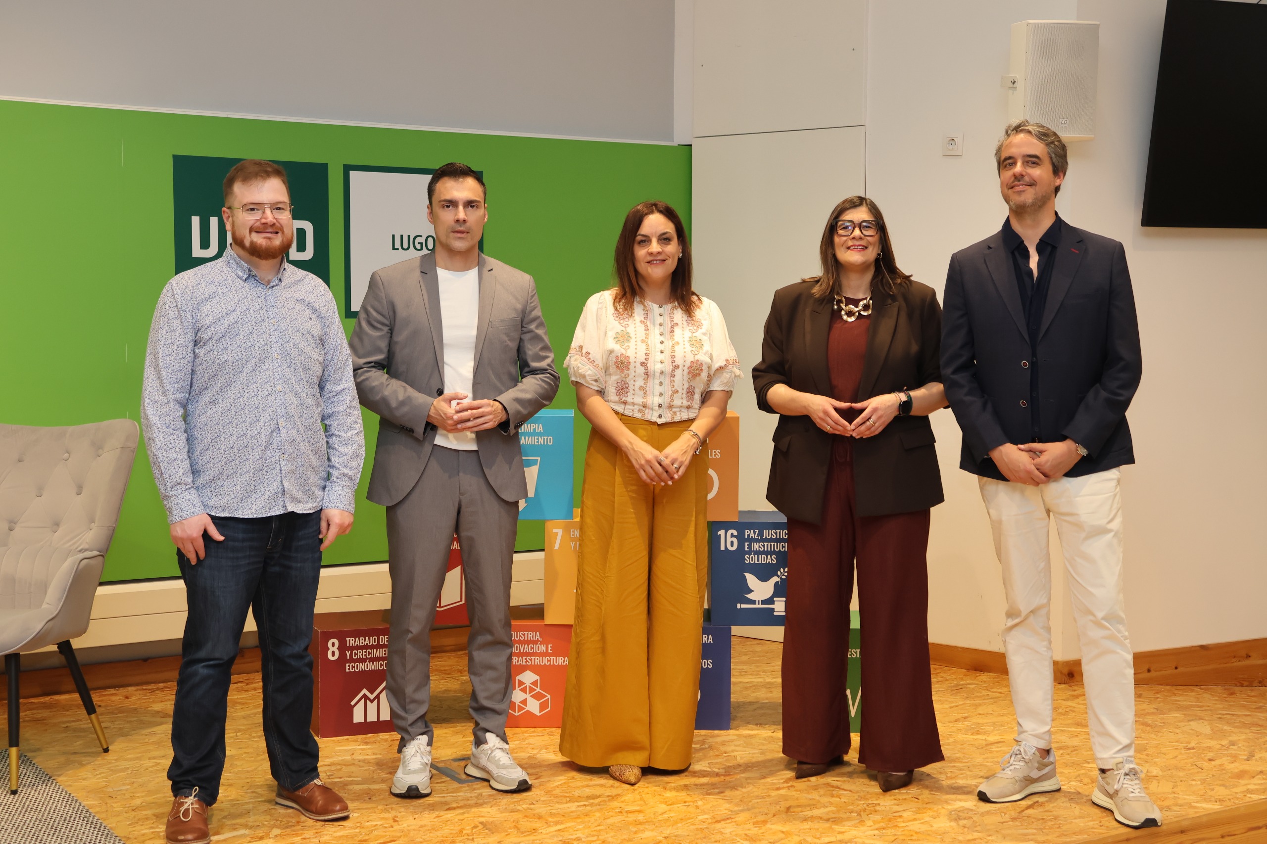 Carmela López destaca o valor estratéxico da nova titulación en Intelixencia Artificial da UNED Lugo