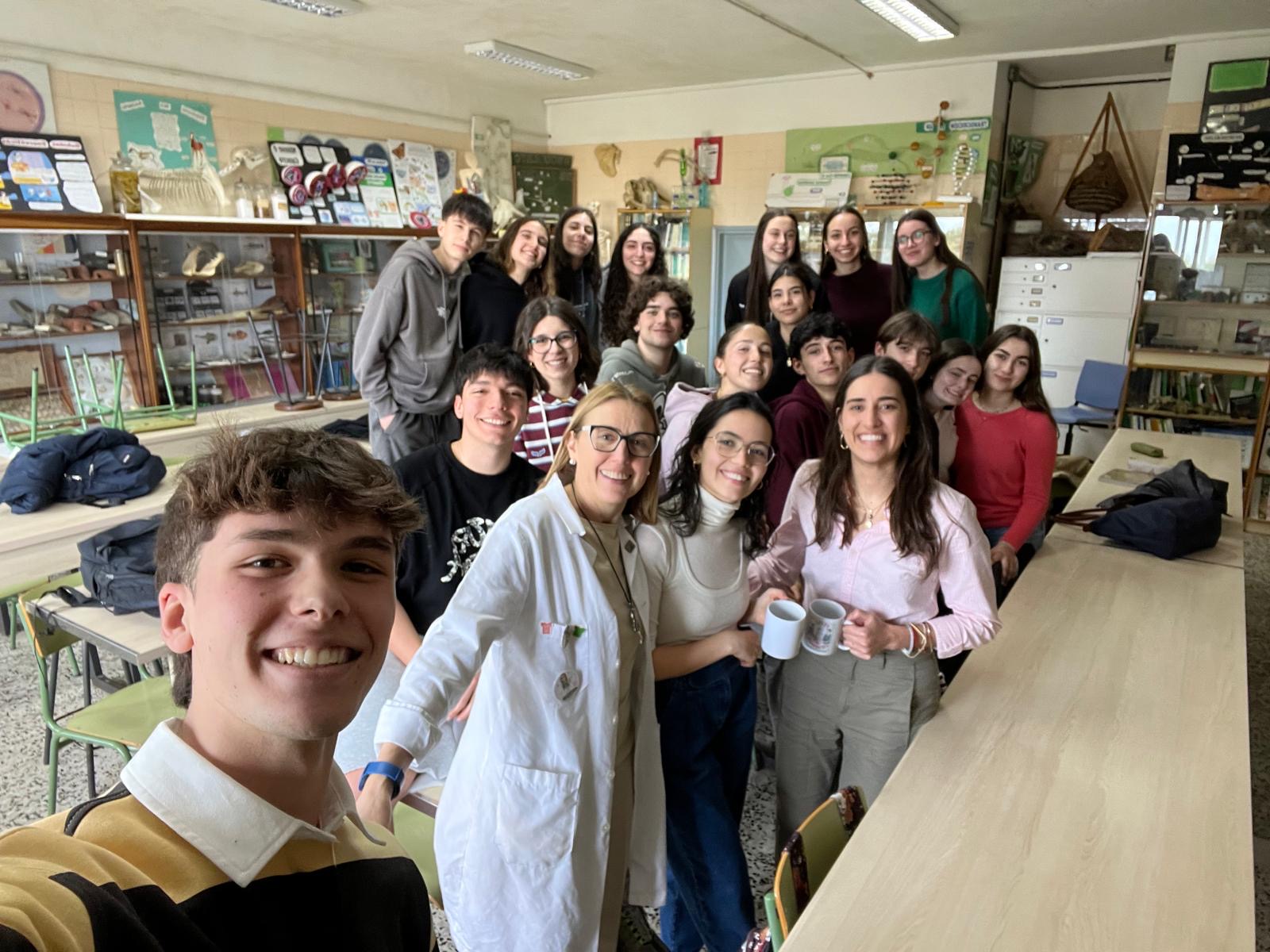 Antigas alumnas do IES de Ribadeo comparten a súa experiencia universitaria co alumnado de Bacharelato