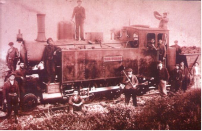 Os xardíns de Noriega Varela de Viveiro acollen unha mostra sobre a historia das orquestras galegas
