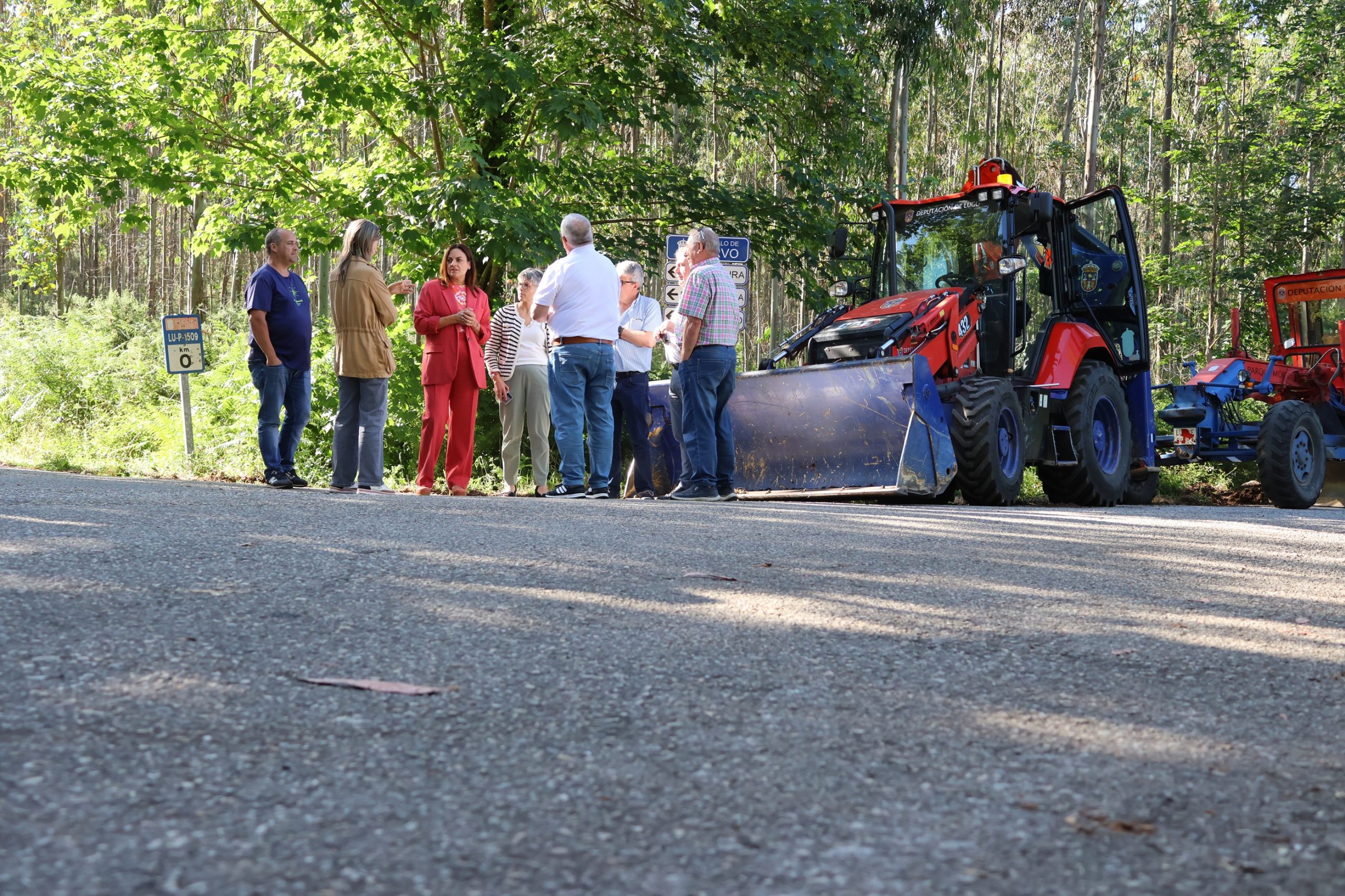 A Deputación reforza a seguridade viaria en Cervo coa limpeza de cunetas en cinco estradas provinciais
