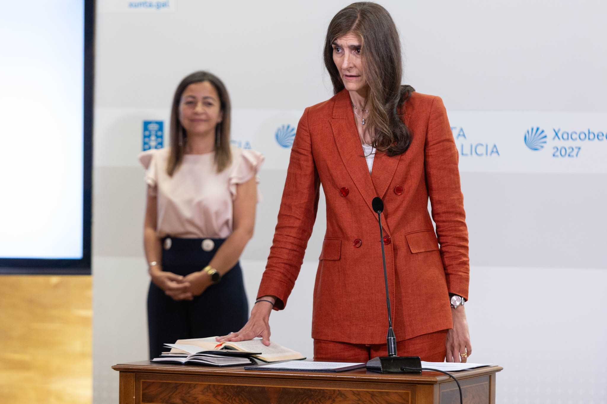 Natalia Botana Rey toma posesión como presidenta de Portos de Galicia