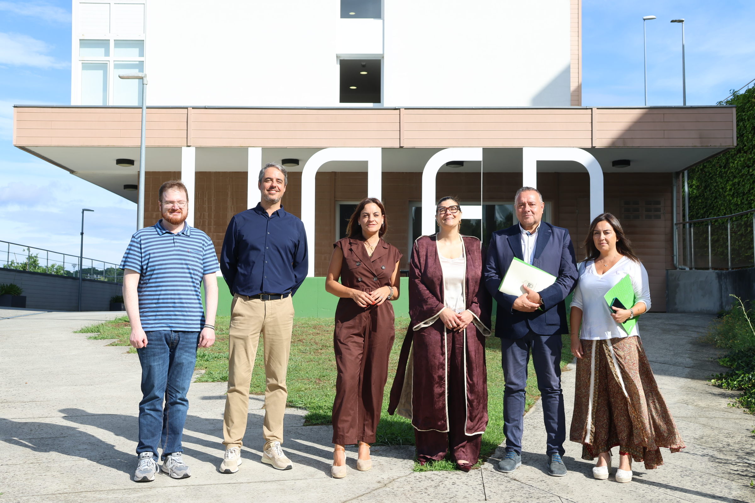 Carmela López preside a Xunta Reitora da UNED que alcanza un récord de 1.245 estudantes matriculados