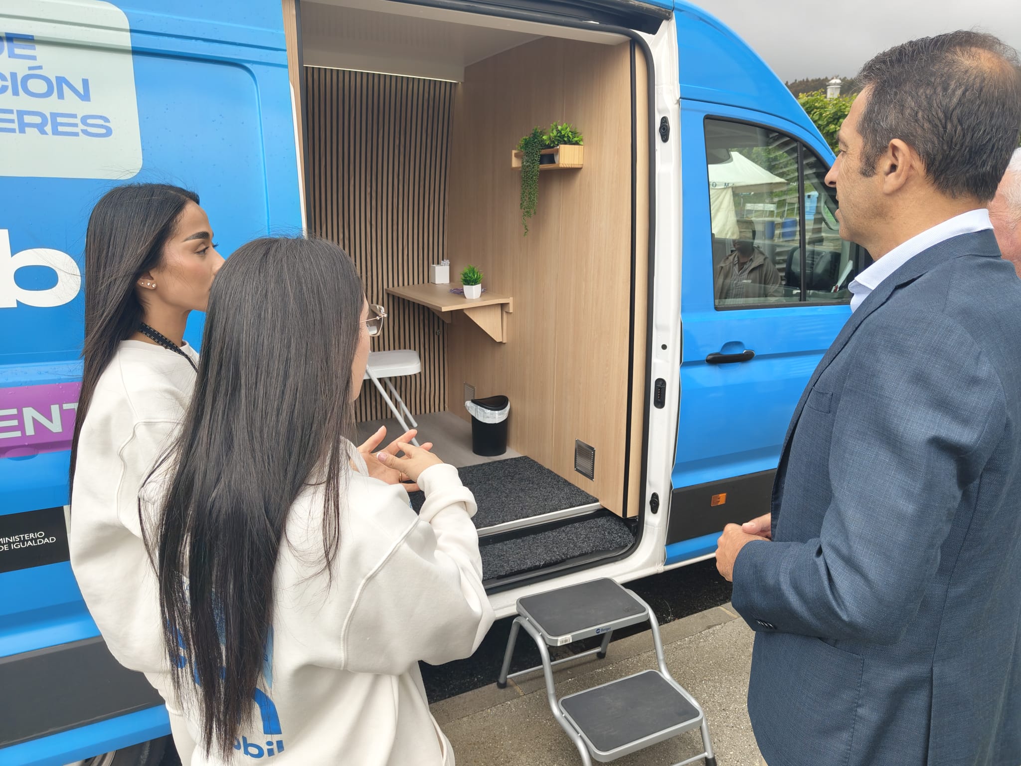 A Xunta leva o servizo itinerante do CIM a trece municipios lucenses este mes