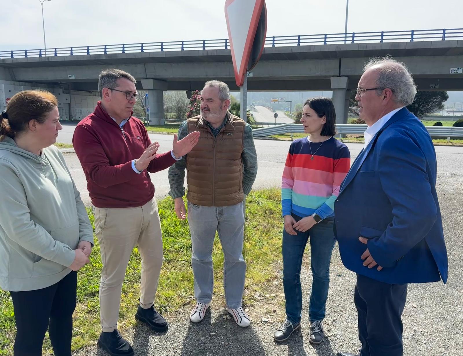 O sábado 6 de xuño, ás 12:00 horas, coincidindo coa celebración da LXI Feira de Mostras de Vegadeo, os tres grupos de desenvolvemento rural que integran a Reserva da Biosfera Río Eo, Oscos e Terras de Burón presentarán o proxecto de cooperación interautonómica LEADER, destinado a dinamizar e reforzar a gobernanza participativa da Reserva