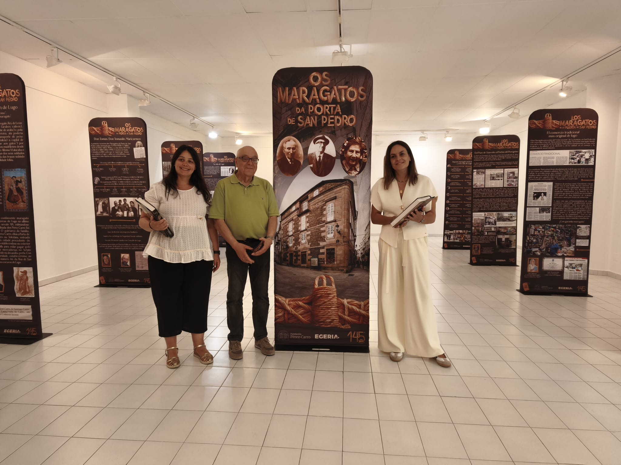 Inaugurada na Casa da Cultura de Burela da exposición Os Maragatos da Porta de San Pedro
