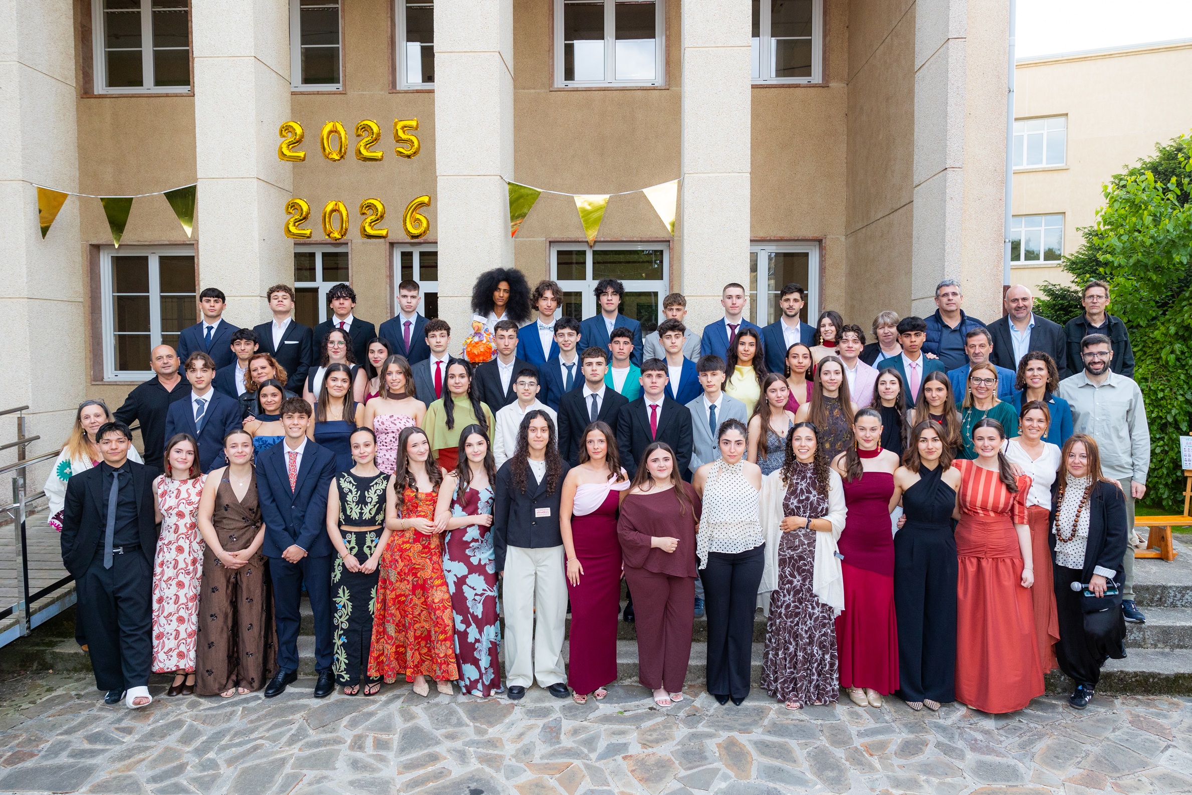 O IES de Ribadeo celebra a graduación de 2º de Bacharelato cun formato renovado e máis participativo